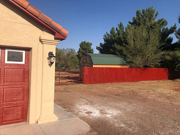 2nd image of 26 Mirasol Ln