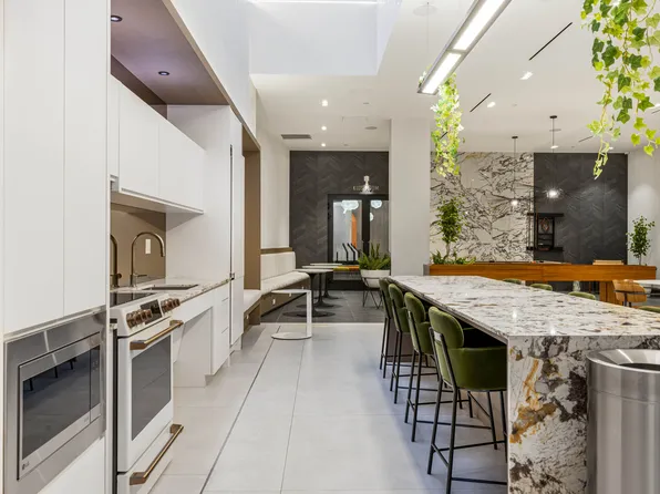 99 Fleet Place image 24 of 38