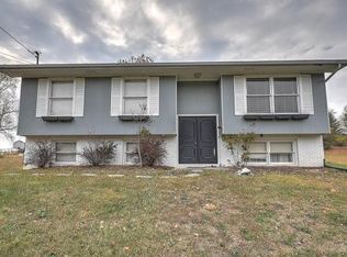 317 Lloyds Chapel Rd, Church Hill, TN 37642