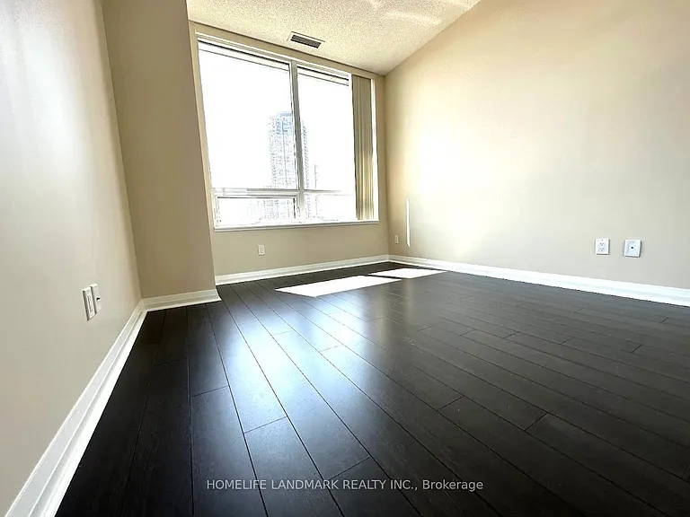 55 Eglinton Ave W #109 — Photo 17