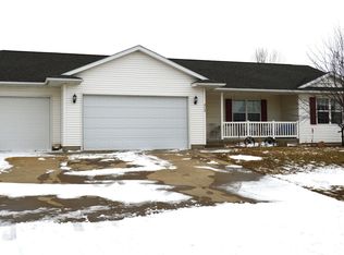 302 Grace Ave, Urbana, IA 52345