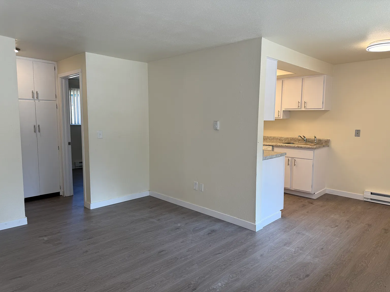 1 bed, 660 sqft, $1,195 — Photo 3