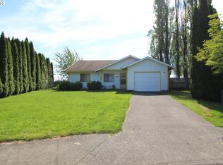 185 Meadow Park Ct, Woodland, WA 98674