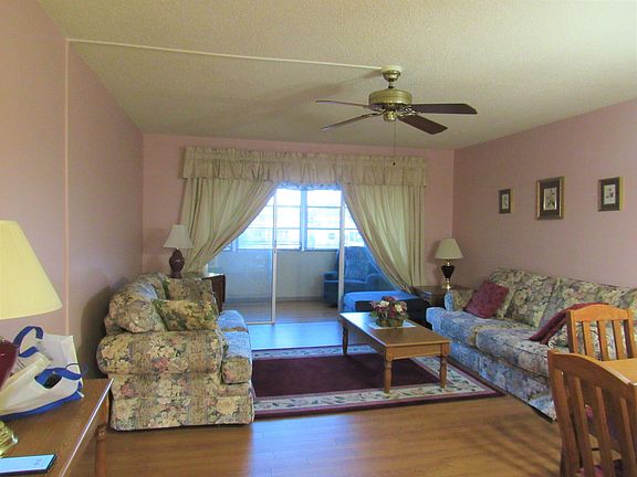 5th image of 702 Lori Dr APT 190