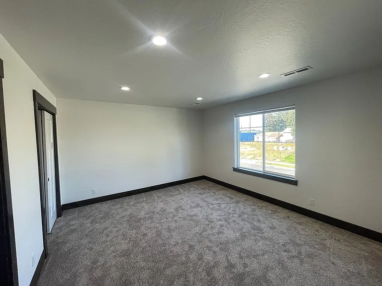 139 E Lobo Loop — Photo 7