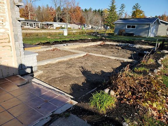 4th image of 5734 Island Dr