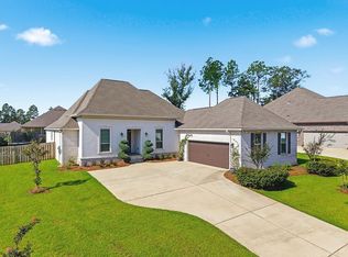 2923 Trestle Way, Cantonment, FL 32533