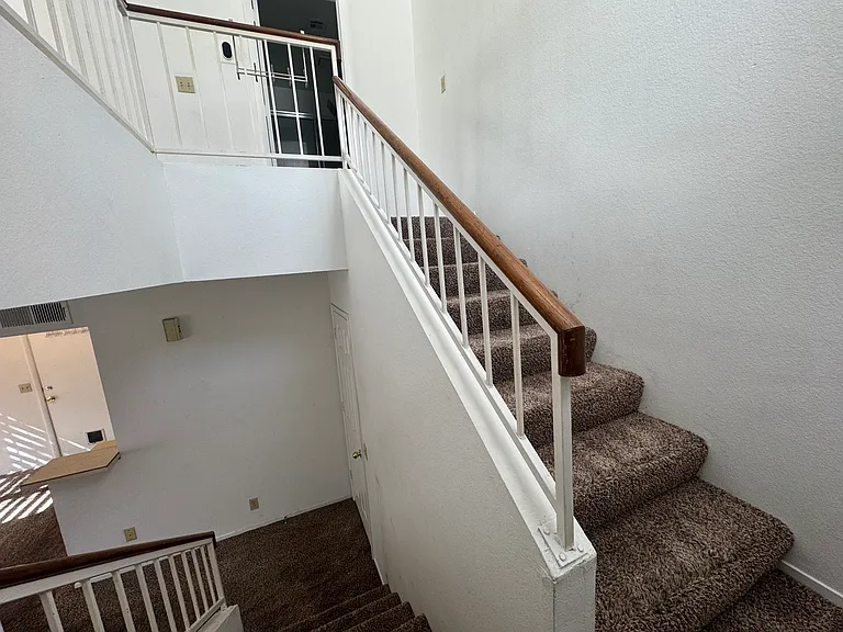 1853 Plum Ct — Photo 8
