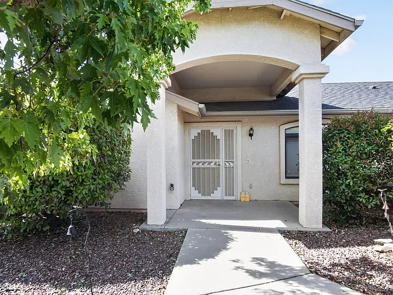 5107 E Ramada Dr — Photo 2