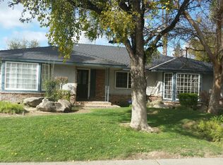 437 S 3rd St, Kerman, CA 93630