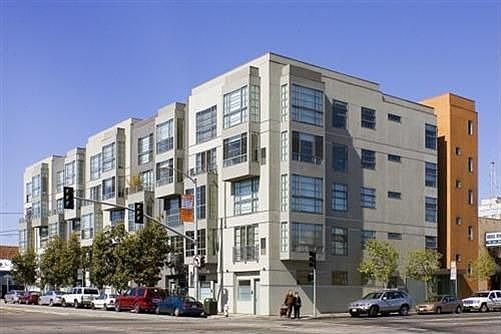 2nd image of 590 6th St APT 201