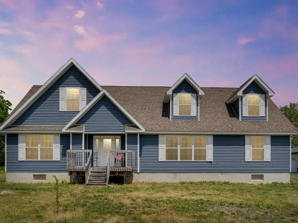 545 Davis Rd, Lansing, NY 14882