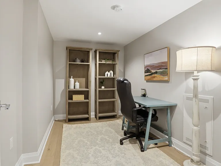 925 N Fairfax St #311 — Photo 15