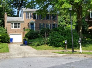 10 Spruce Tree Ct, Bethesda, MD 20814