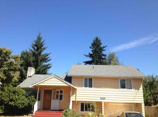 3220 NE 88th St, Seattle, WA 98115