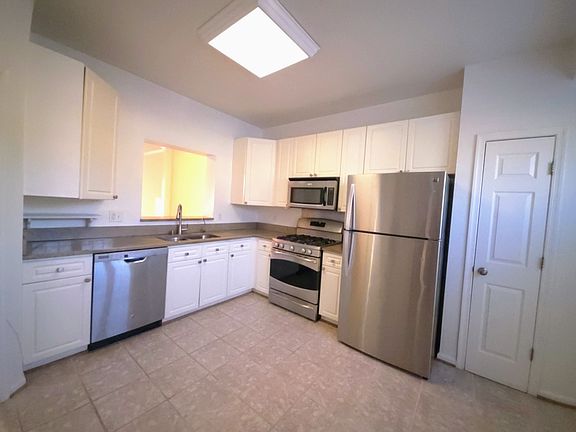 5th image of 13207 Ashnut Ln