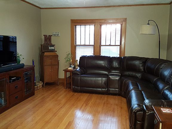 4th image of 3251 Randolph St