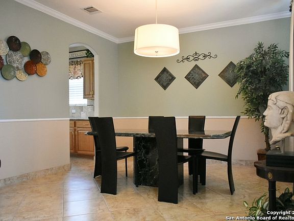 4th image of 19510 Clay Oak