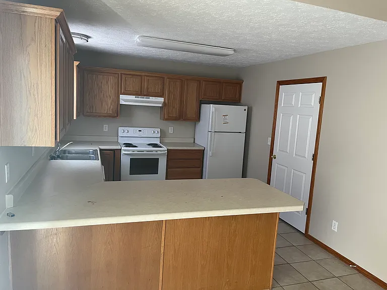 1110 S Casa Grande Ave #1110C — Photo 3