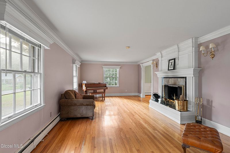 5th image of 193 Pine Ridge Drive