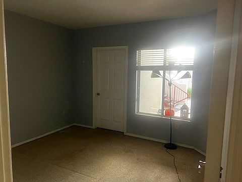 Unfurnished bedroom
