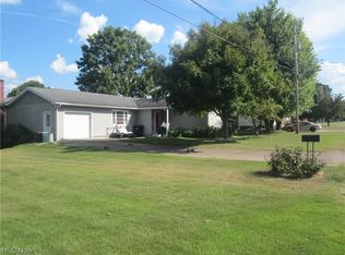 200 Summit Rd, Marietta, OH 45750