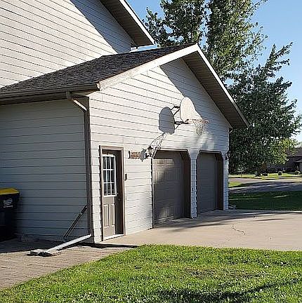 two stall garage facing west