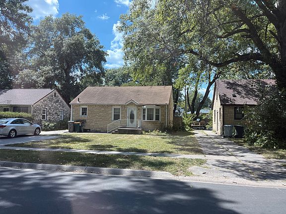 2nd image of 1809 S Cotner Blvd