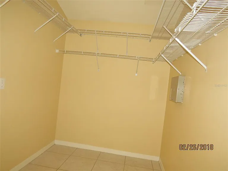 9427 Hunters Pond Dr — Photo 16