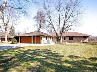721 Bradford Ave, Champlin, MN 55316