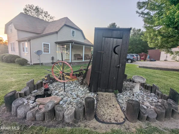 3862 Ben Franklin Hwy, Belsano, PA 15922