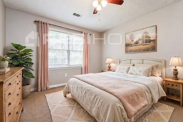 4140 Fox Chase Dr — Photo 8