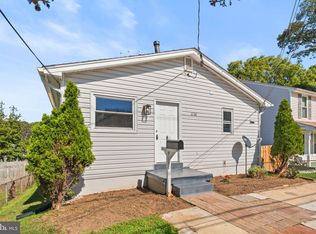 6134 Perry St, Landover, MD 20785