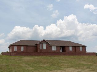 715 4th St, Monett, MO 65708