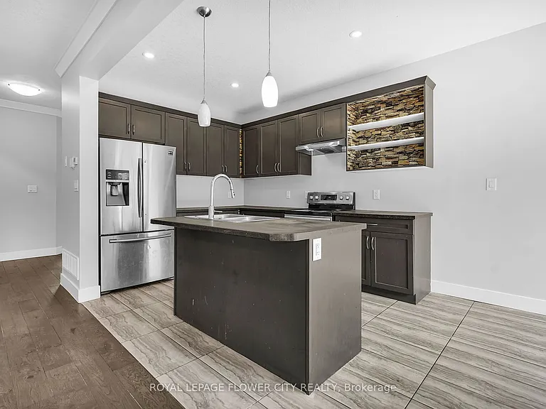 1409 Lawson Rd — Photo 10