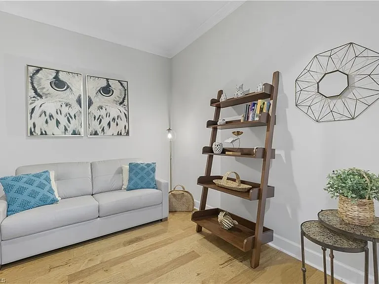 9475 Isla Bella Cir — Photo 17