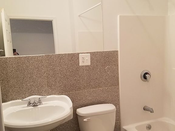 4th image of 2461 Frederick Douglass Blvd APT 3C