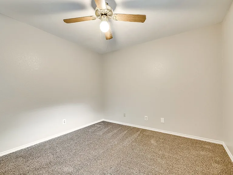 6108 Paradise Dr — Photo 21