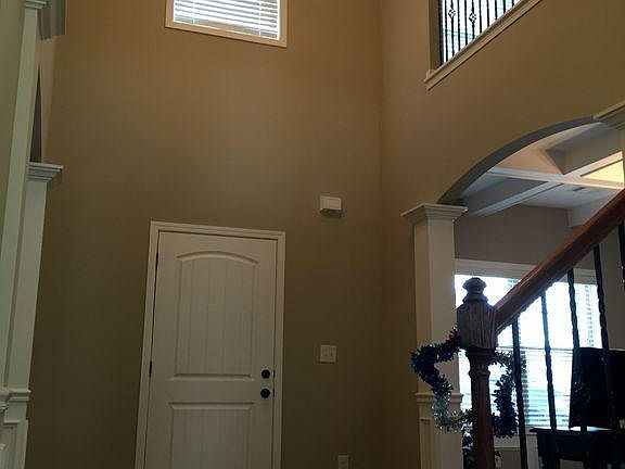 2nd image of 79 New Castle Dr