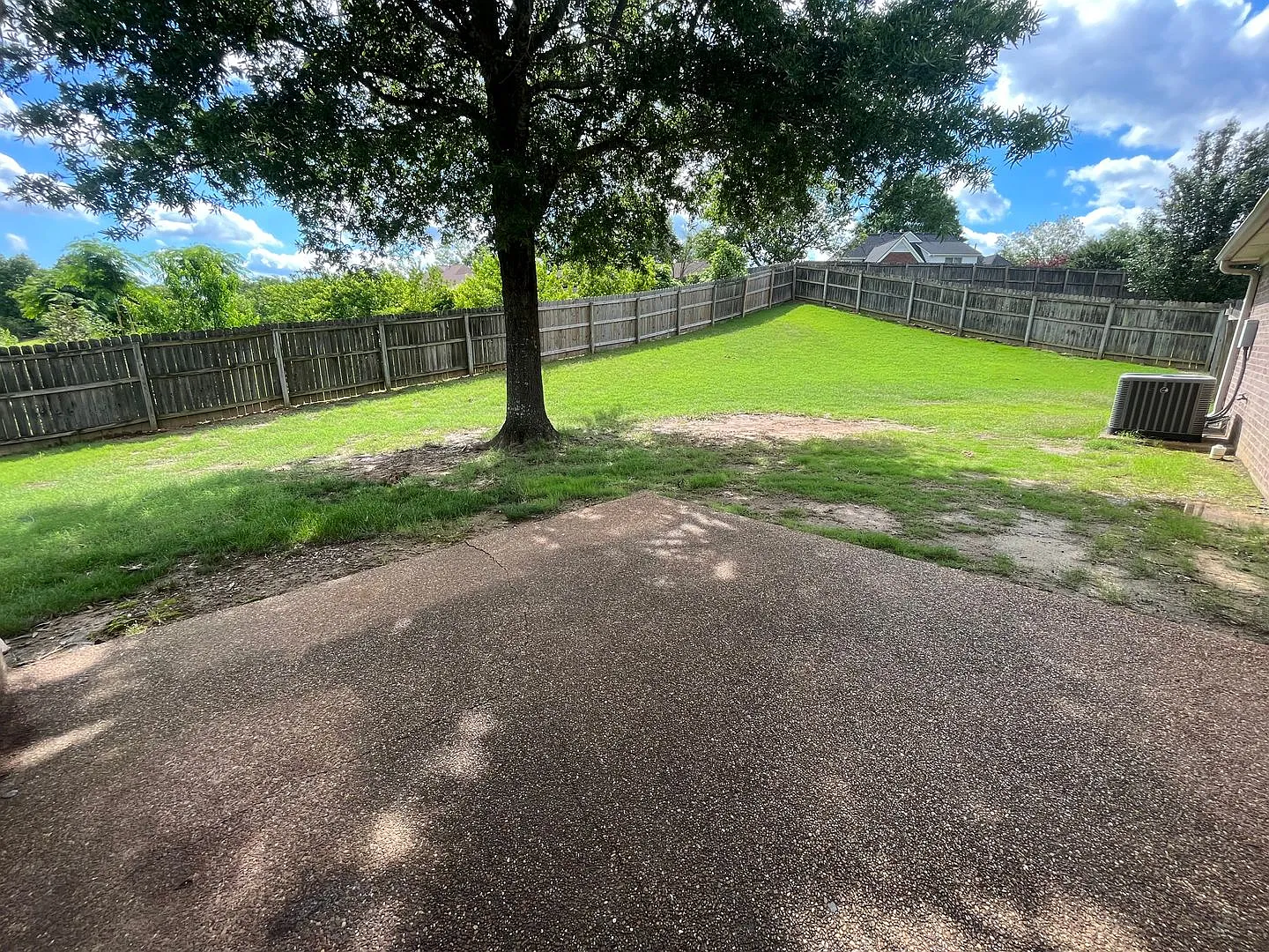 Desirable Lakeland Home Offering Over 2800 Sq Ft Of Living. Lake Access!! Located In The Windward... — Photo 2