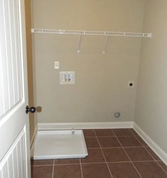 5600 Nicole Ct — Photo 11