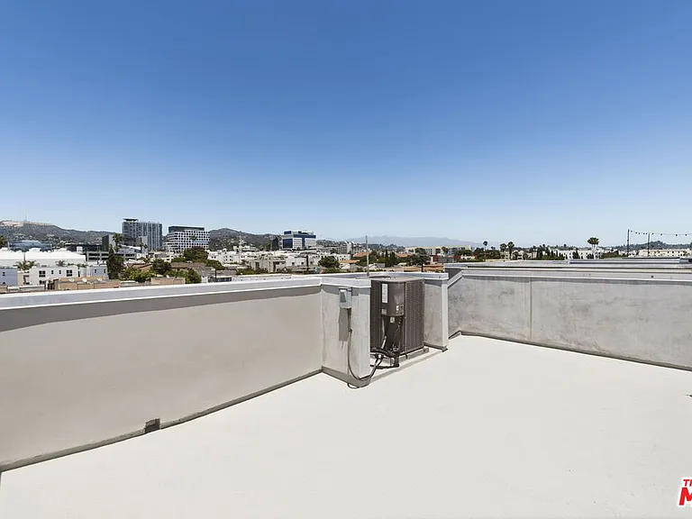 6021 W Beachwood Ln — Photo 27