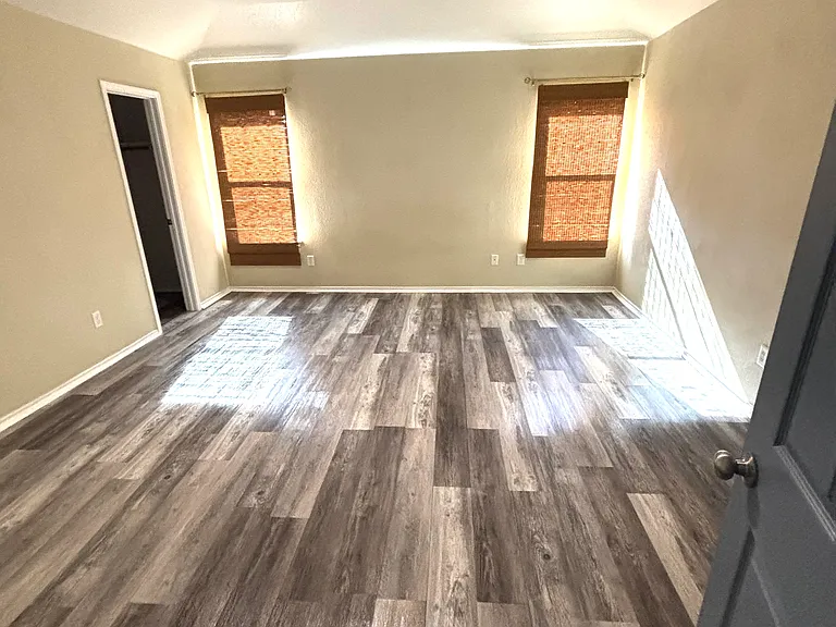 1205 Marlee Cir — Photo 16