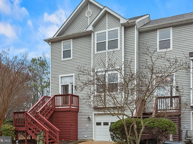 48375 Sunburst Dr — Photo 1