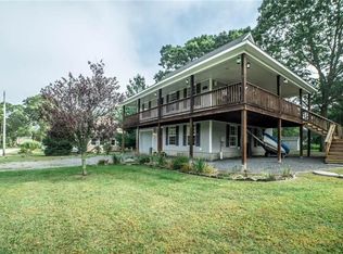 40 Sunset Hill Ave, Prudence Island, RI 02872