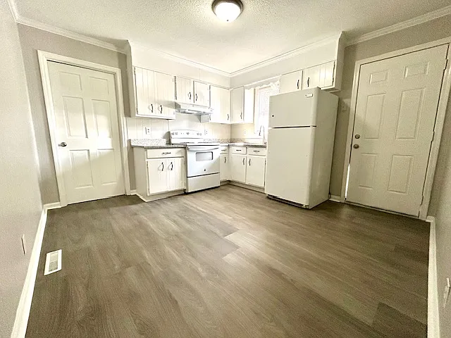 1401 Perkins Ln #B — Photo 5