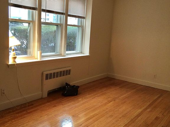 5th image of 1 Twomey Ct APT 38