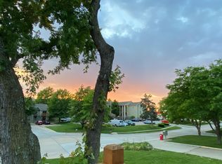 210 Mount Hope Ct APT 1, Lawrence, KS 66044