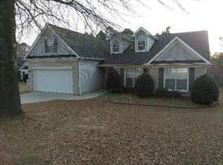 834 Nichols Landing Ln, Dacula, GA 30019