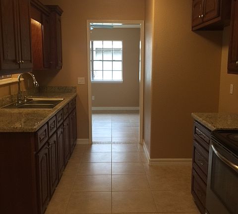 4th image of 2210 Rebecca Dr